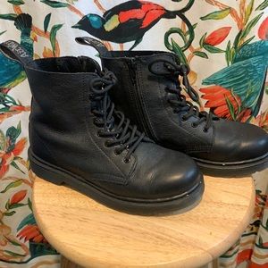 Black Dr Martens Boots | Size 6.5